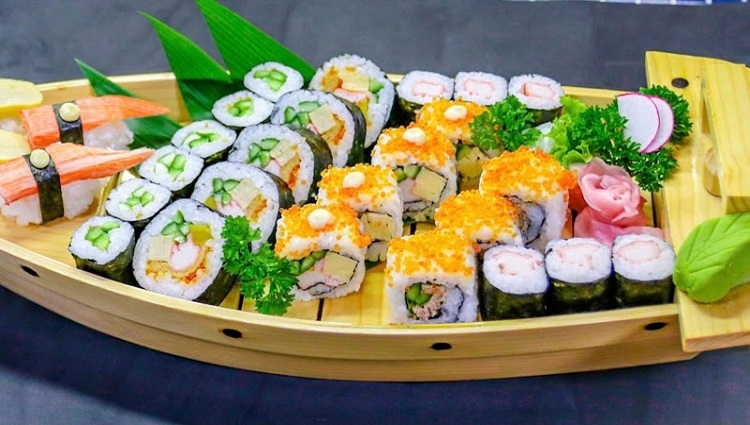 Top 10 nhà hàng Sushi, Sashimi ngon nhất Hà Nội cực hút khách